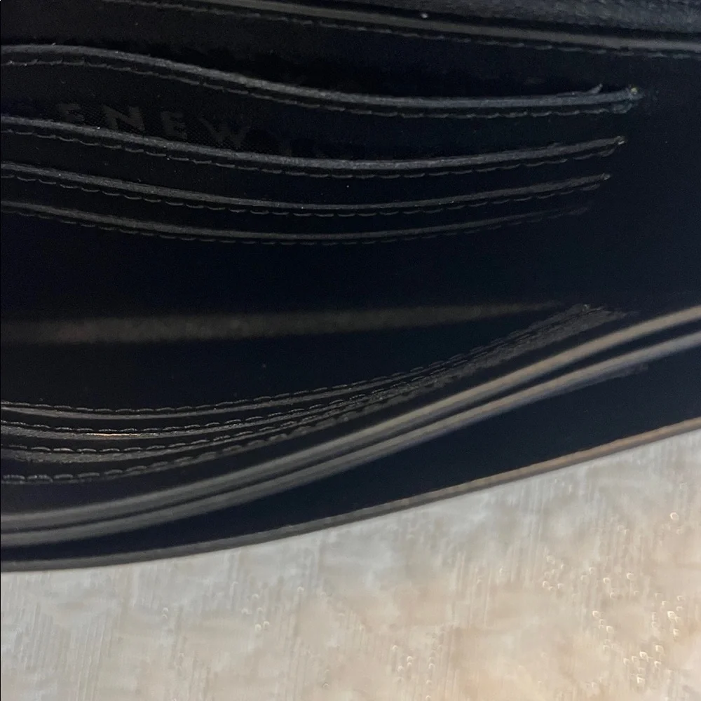 KATE SPADE STRIPED LEATHER WALLET BLACK & WHITE